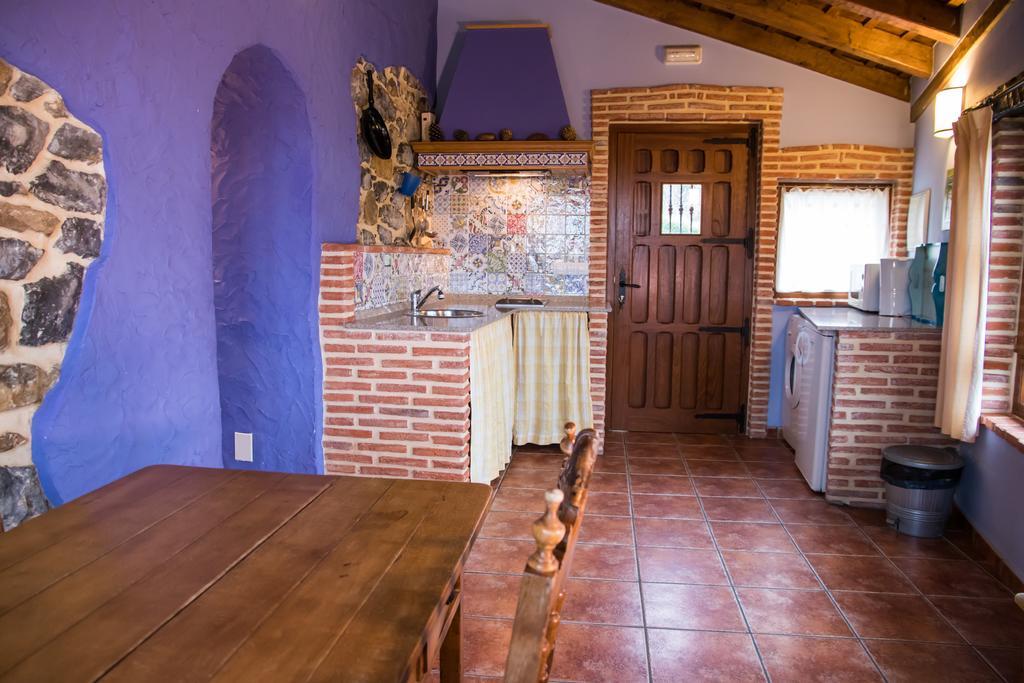 Viviendas Rurales Las Fontanias Cóbreces Exteriör bild
